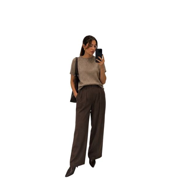 H&M Tops - H&M Divided Beige Knit Sweater Vest Top Size Medium Soft Minimalist